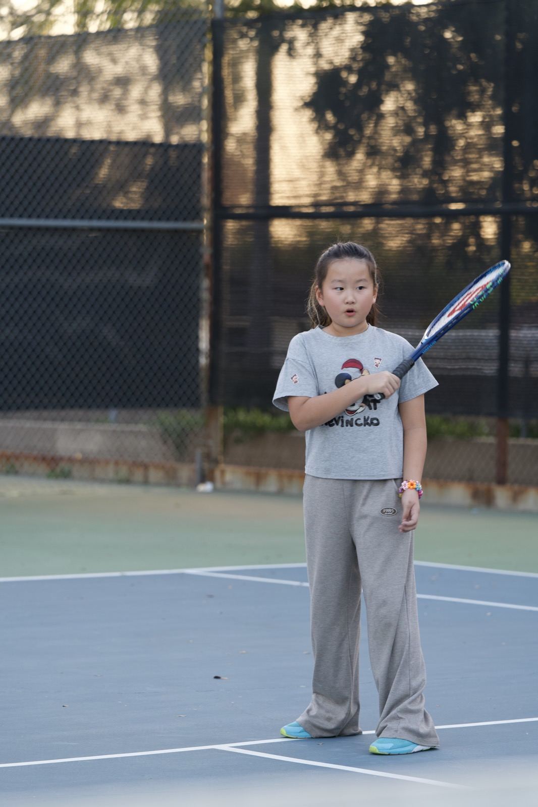 Player ready at the baseline